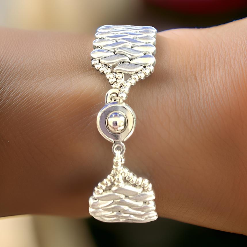 "Zipper" bracelet button clasp