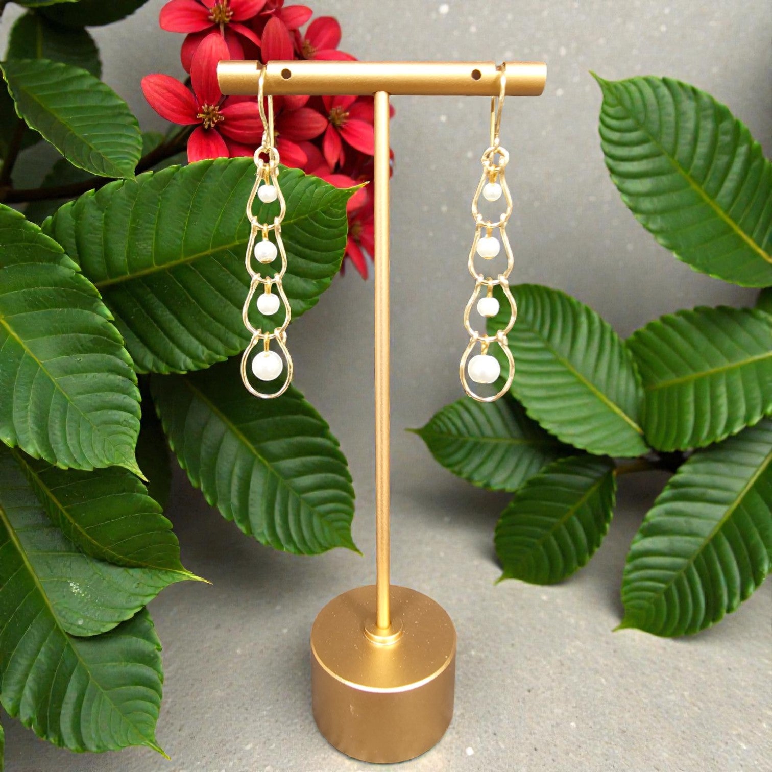 Horseshoe Pearl Earrings