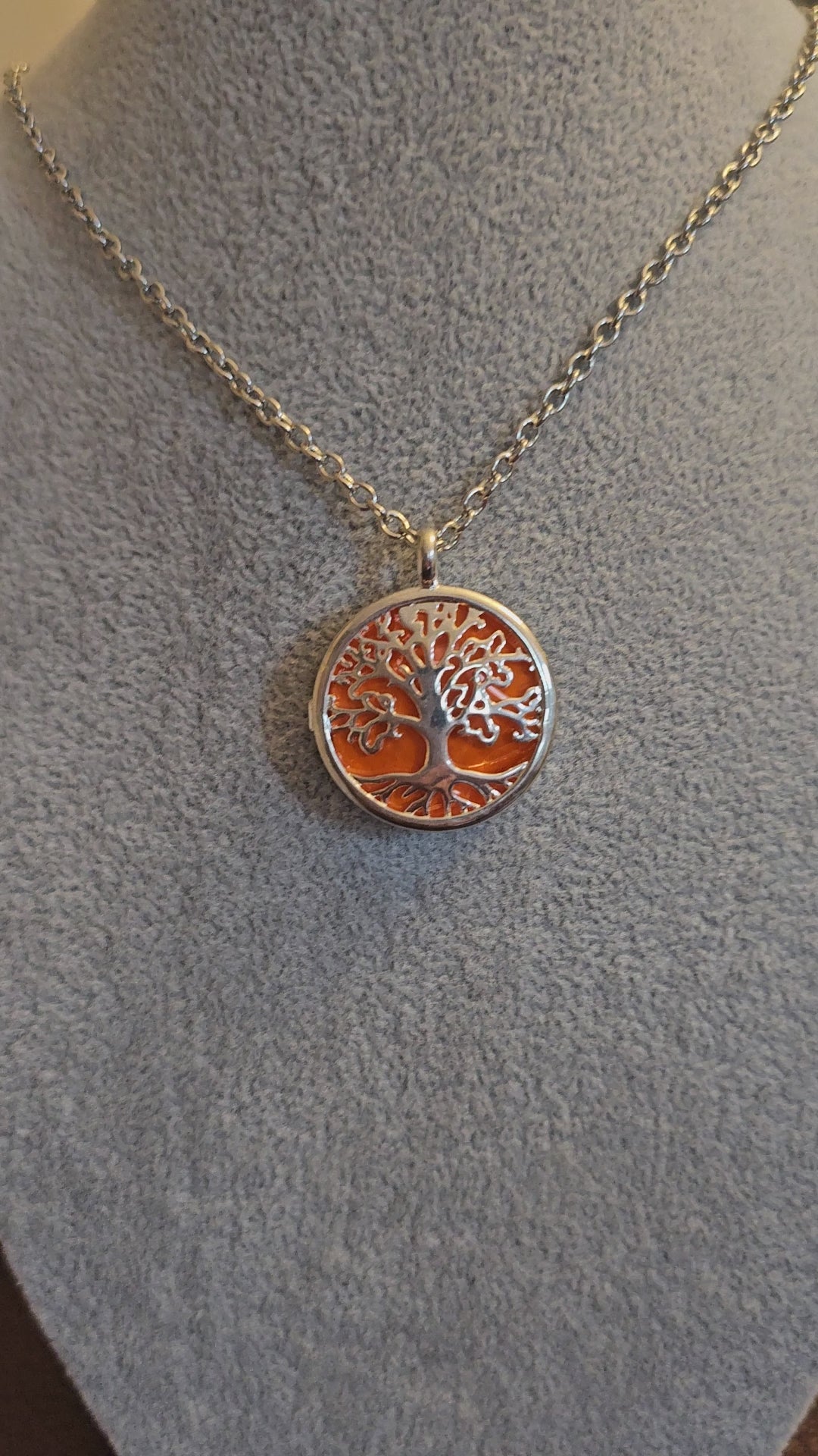 Light-Up Pendant Necklace - Tree of Life Jewelry - CelStone Jewelry